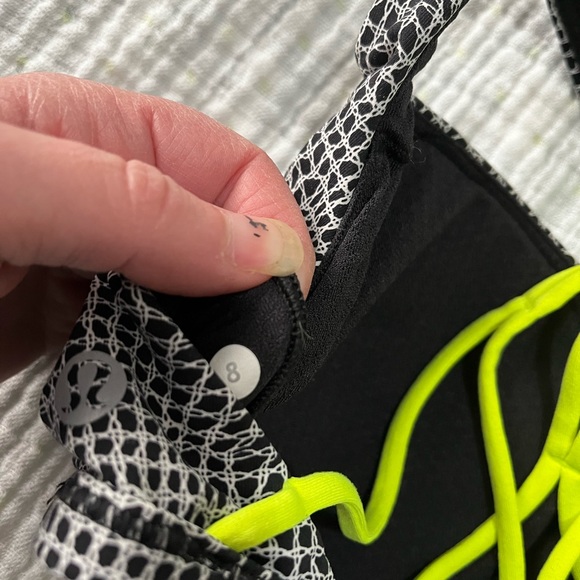 Lulu free to be sports bra - Picture 6 of 6